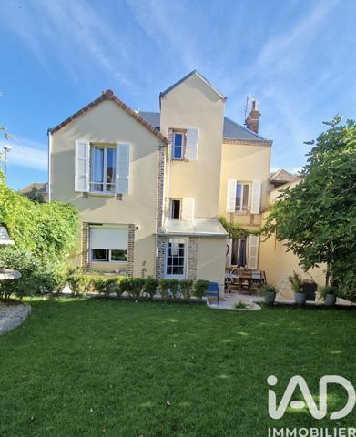 Maison à vendre 6 pièces 226 m² Sens