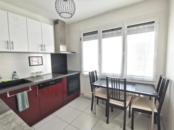 Dans Résidence Sécurisée !