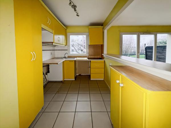 Appartement Jouy Le Moutier 3 pièce(s)