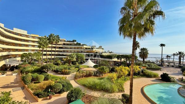 3 Pièces VUE MER PANORAMIQUE les pieds dans l'eau