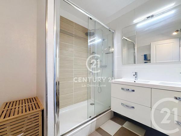Appartement T4 à vendre  4 pièces - 78,40 m 2   TASSIN LA DEMI LUNE  - 69