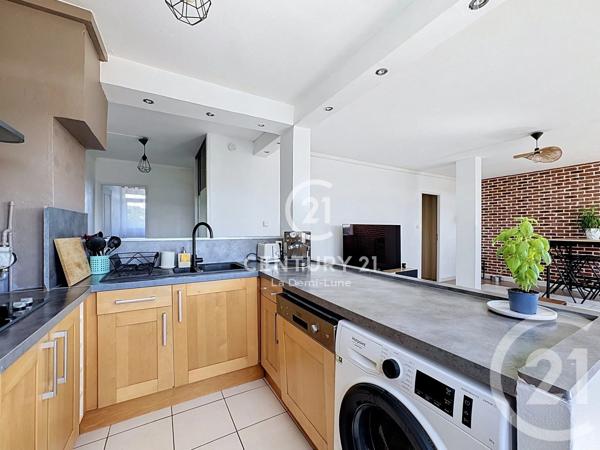 Appartement T4 à vendre  4 pièces - 78,40 m 2   TASSIN LA DEMI LUNE  - 69