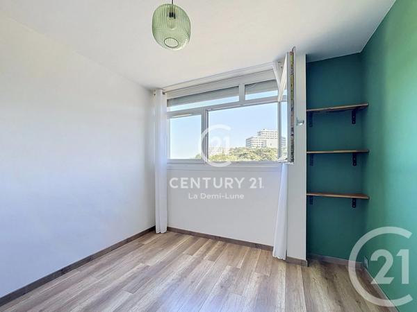 Appartement T4 à vendre  4 pièces - 78,40 m 2   TASSIN LA DEMI LUNE  - 69