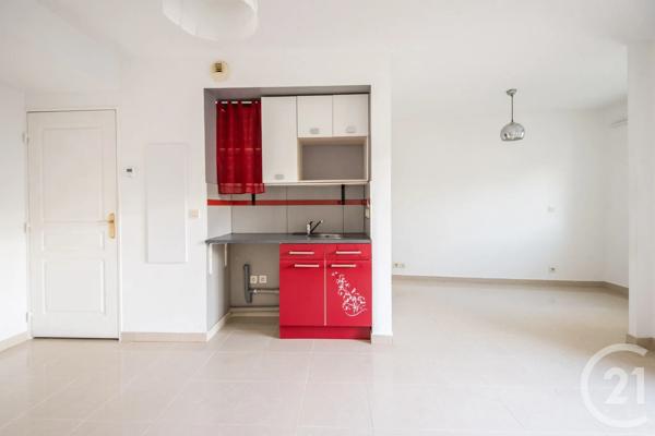 Appartement Studio à vendre  1 pièce - 30,52 m 2   NICE  - 06