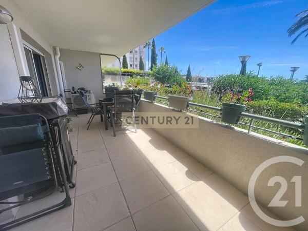 Appartement F2 à vendre  2 pièces - 40,33 m 2   CANNES LA BOCCA  - 06