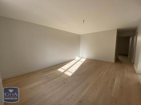 Appartement à louer 3 pièces 69m²