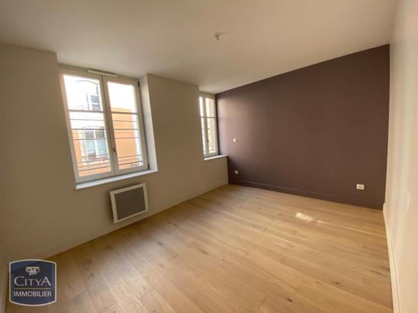 Appartement à louer 3 pièces 69m²