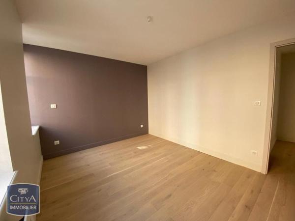 Appartement à louer 3 pièces 69m²