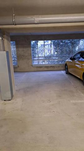 Parking / Box à louer à Chambéry (73000)