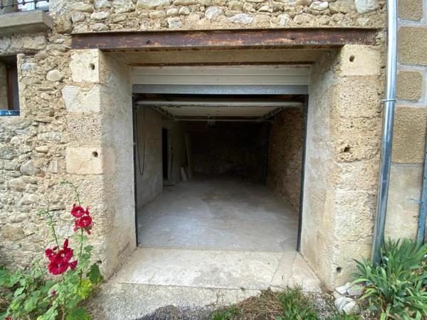 Maison à louer à Saint-Roman (26410)