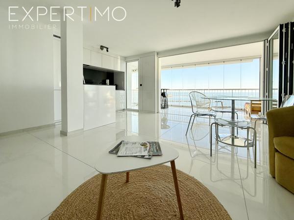 Palavas-les-Flots (34250) PALAVAS APPARTEMENT TYPE 4 STANDING DERNIER ETAGE FACE MER AVEC GARAGE ET CAVE