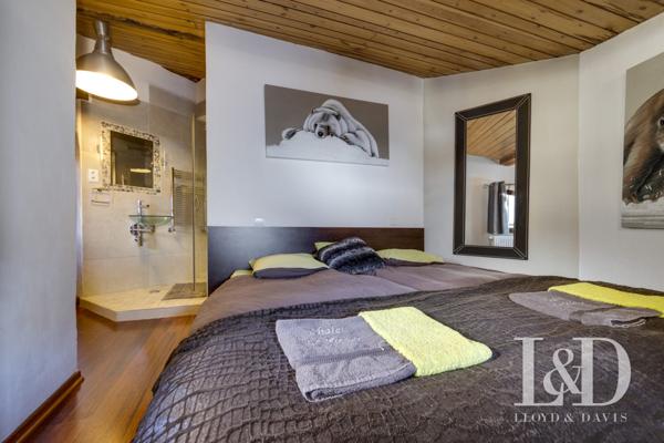 Opportunité rare :Chalet historique de 1780 à Tignes — 150 m², charme & modernité