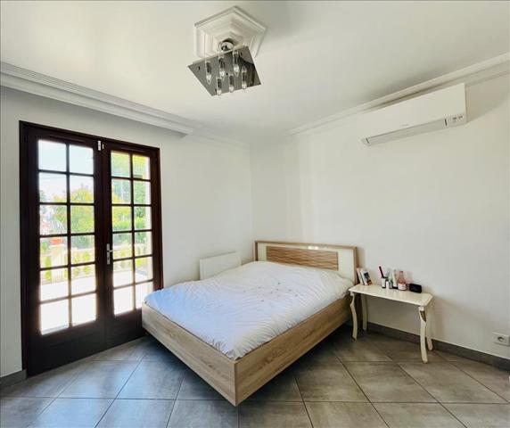 Maison à vendre |  L'Isle-Adam |  10 pièces | 192 m²