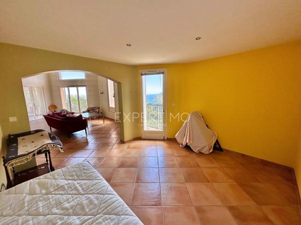 Carqueiranne (83320) Villa vue mer au quartier résidentiel de la Californie