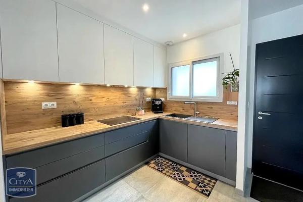 Maison à louer 4 pièces 83.6m²