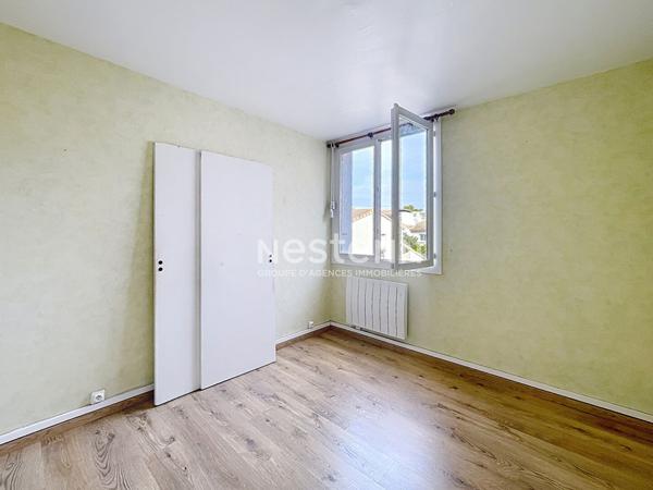 Appartement 4 pièces à Nîmes, balcon, loggia, parking et cave