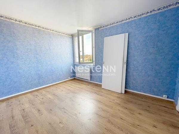 Appartement 4 pièces à Nîmes, balcon, loggia, parking et cave