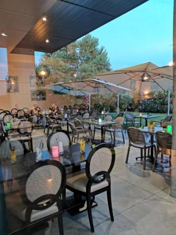 MONTELIMAR -  Restaurant LE CITRON PRÉSSÉ, ouverture que le midi en semaine