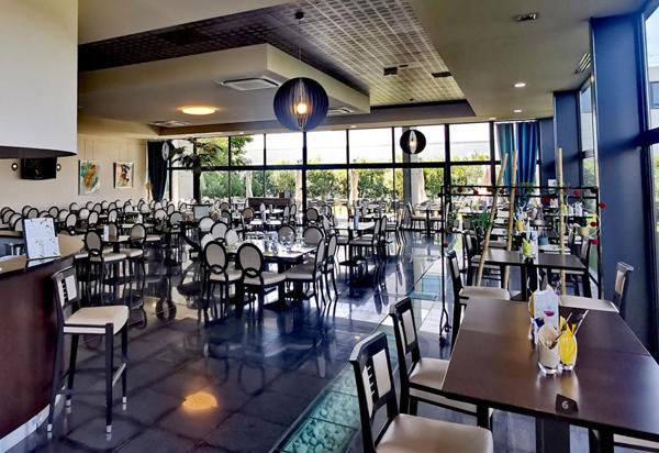 MONTELIMAR -  Restaurant LE CITRON PRÉSSÉ, ouverture que le midi en semaine