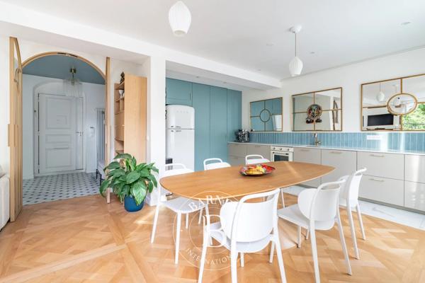 Saint-Germain-en-Laye, Maison 5 Chambres -  251 m² à vendre