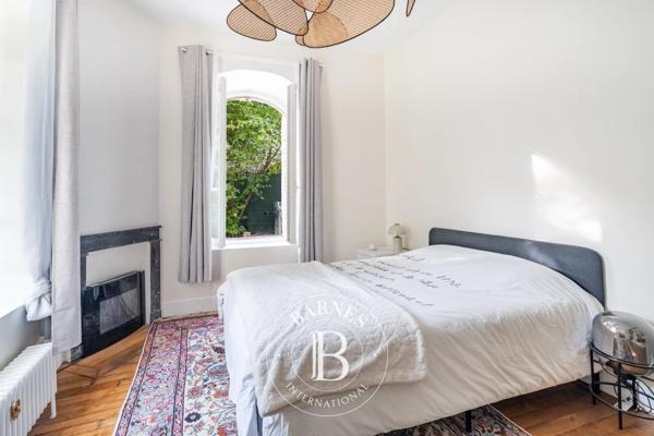 Saint-Germain-en-Laye, Maison 5 Chambres -  251 m² à vendre
