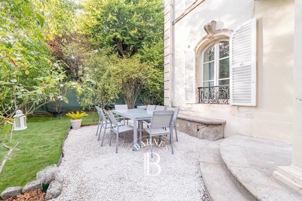 Saint-Germain-en-Laye, Maison 5 Chambres -  251 m² à vendre