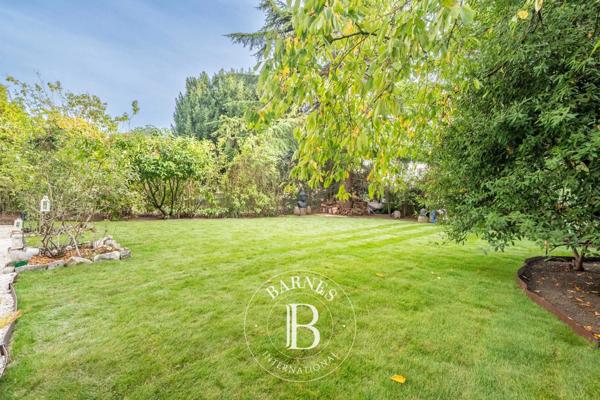 Saint-Germain-en-Laye, Maison 5 Chambres -  251 m² à vendre
