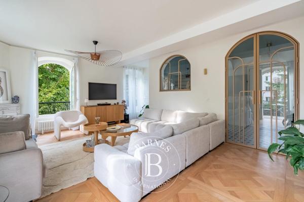 Saint-Germain-en-Laye, Maison 5 Chambres -  251 m² à vendre