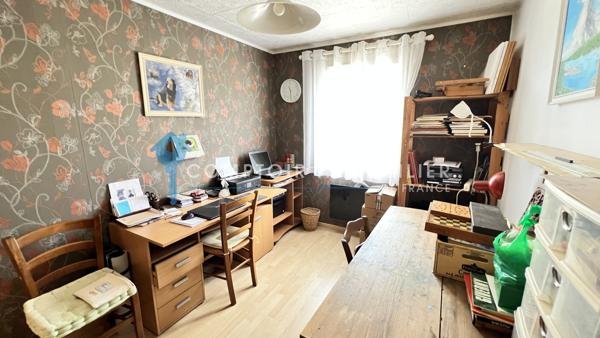Maison
                                                                                                                                                                                                                                                                                                                        4 pièce(s)                                                                                                                                                                                                          3 chambre(s)                                                                                                                                                                                                          90  m²