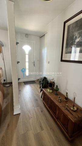 Maison
                                                                                                                                                                                                                                                                                                                        4 pièce(s)                                                                                                                                                                                                          3 chambre(s)                                                                                                                                                                                                          90  m²
