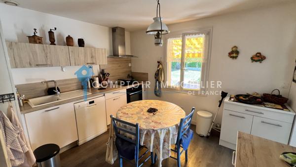 Maison
                                                                                                                                                                                                                                                                                                                        4 pièce(s)                                                                                                                                                                                                          3 chambre(s)                                                                                                                                                                                                          90  m²