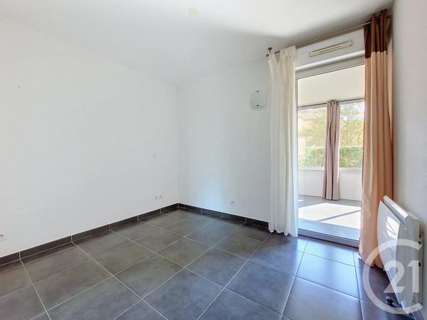 Appartement F3 à vendre  3 pièces - 67,73 m 2   SETE  - 34