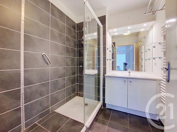 Appartement F3 à vendre  3 pièces - 67,73 m 2   SETE  - 34