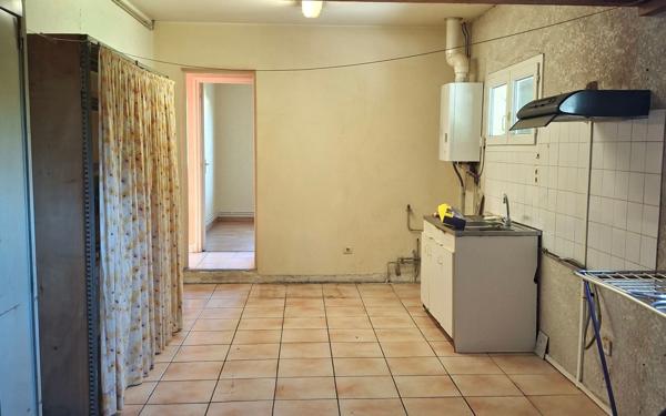 Maison à vendre    3 pièces •  Aussillon