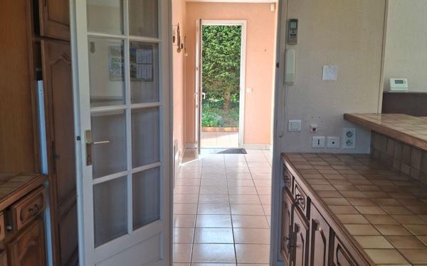 Maison à vendre    3 pièces •  Aussillon