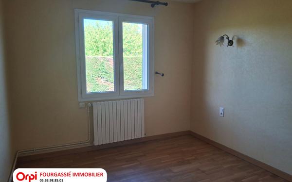 Maison à vendre    3 pièces •  Aussillon
