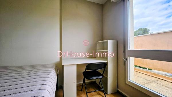 Appartement à louer 6 pièces de 99 m²