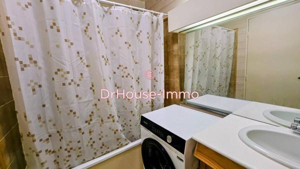 Appartement à louer 6 pièces de 99 m²