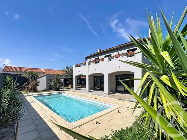 Maison à vendre  6 pièces - 146,30 m 2   CERET  - 66