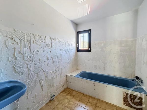 Maison à vendre  6 pièces - 146,30 m 2   CERET  - 66