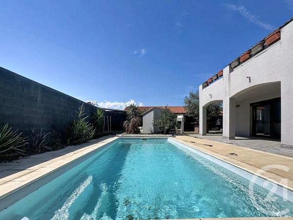 Maison à vendre  6 pièces - 146,30 m 2   CERET  - 66