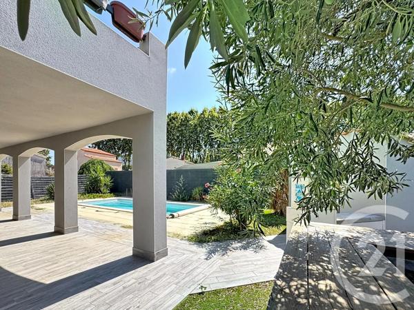 Maison à vendre  6 pièces - 146,30 m 2   CERET  - 66