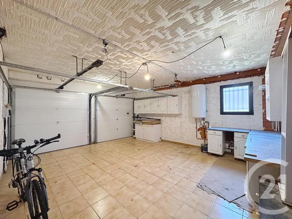 Maison à vendre  6 pièces - 146,30 m 2   CERET  - 66