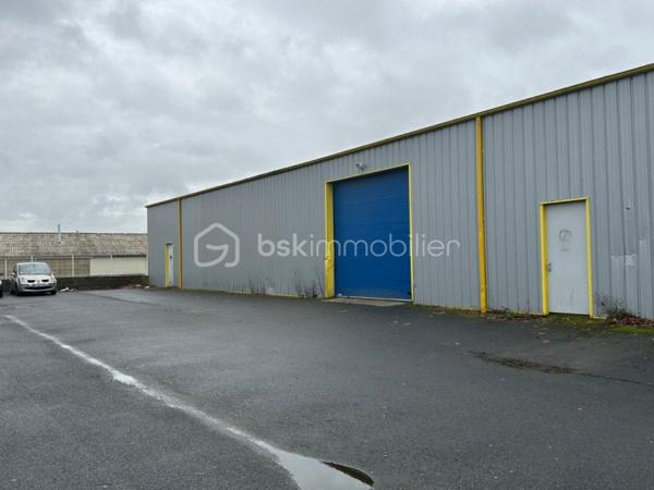 Local d'activité de 330 m²