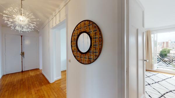 Paris (75018) Lumière, charme et vue