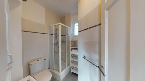 Paris (75018) Lumière, charme et vue