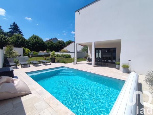 Maison à vendre 6 pièces 168 m² La Chapelle-Saint-Luc