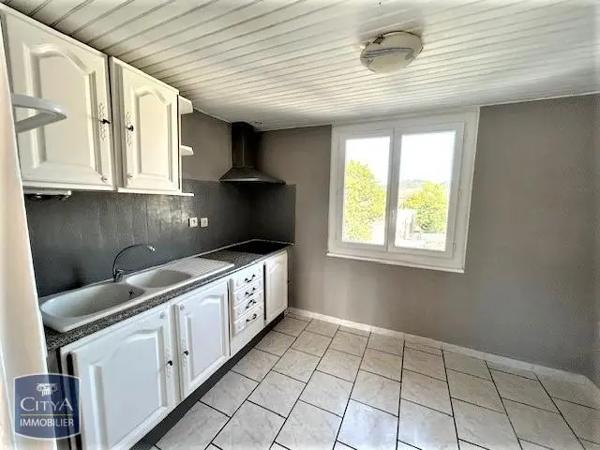 Appartement à louer 4 pièces 68.39m²