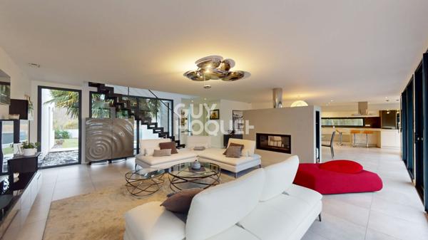 Maison d'architecte type californienne ? design, lumière et confort absolu