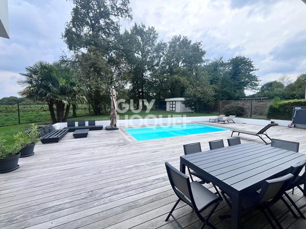 Maison d'architecte type californienne ? design, lumière et confort absolu